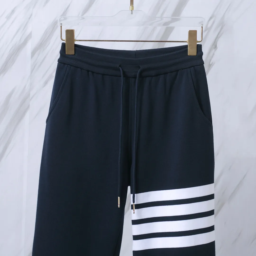 P 170TB # ：102A（TB ） THOM BROWNE . TBClassic TB Classic 380 Classic Same Style ：Light Gray /Navy Blue Size：0/1/2/3/4